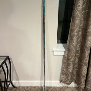 Senior Bauer Twitch Left Hand Hockey Stick P28 (New)