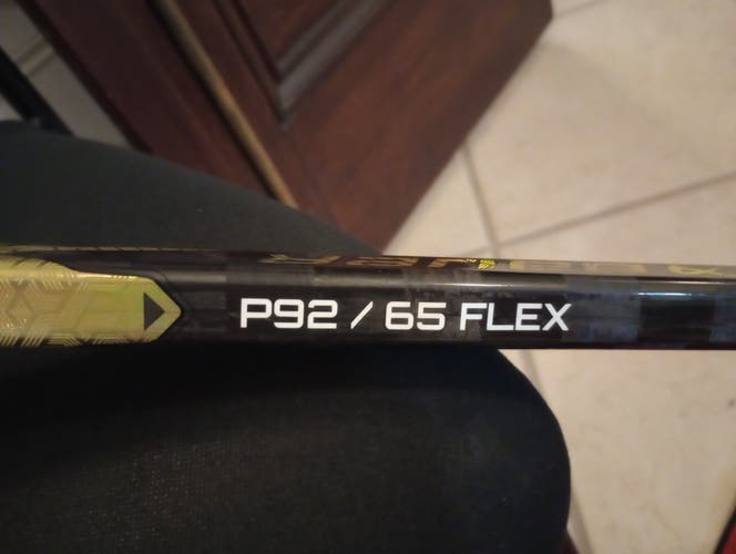 Intermediate Bauer Proto-R Left Hand Hockey Stick P92 65 Flex (New)