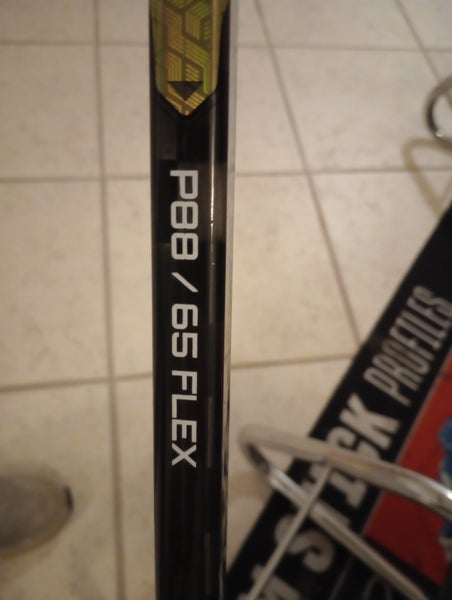 Intermediate Bauer Proto-R Left Hand Hockey Stick P88 65 Flex (New)
