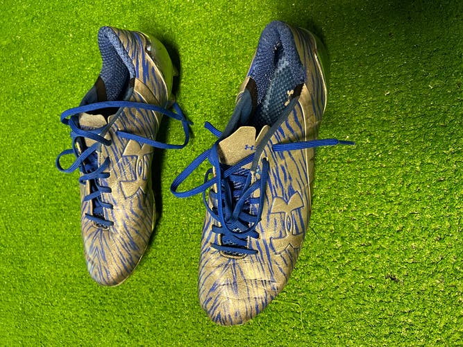 Men's  Size M 9.5 (W 10.5) Under Armour (Used)