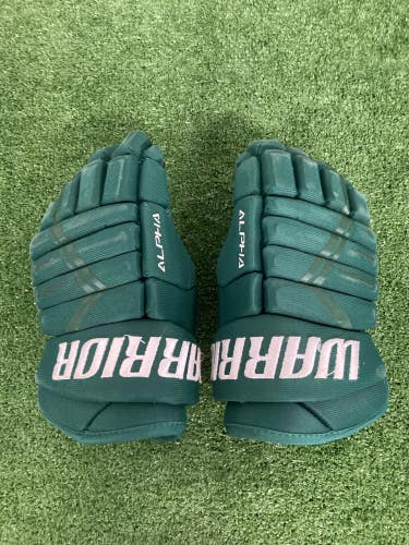 Green Junior Warrior Alpha DX4 Gloves 12" (Used)