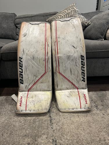 34" 2023 Bauer MACH Goalie Leg Pads (Used)