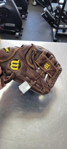 Used Wilson A800 A0800DK1175 BB/SB Glove RH Throw Brown 11 3/4" 11497-C000150727