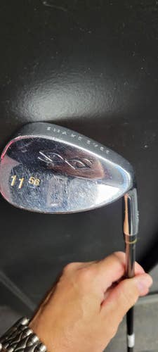 Used Snake Eyes 56 Golf Wedge Mens RH 56 Degree 11497-S000150750
