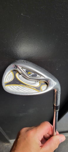 Used Taylormade R7 Golf Wedge Mens RH Sand Wedge 11497-S000150748