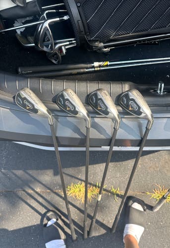 Men's 2004 Callaway 9 Iron big bertha fusion Right Handed Regular Flex Steel Shaft (Used)