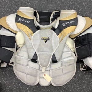 Medium  Vaughn Goalie Chest Protector (Used)