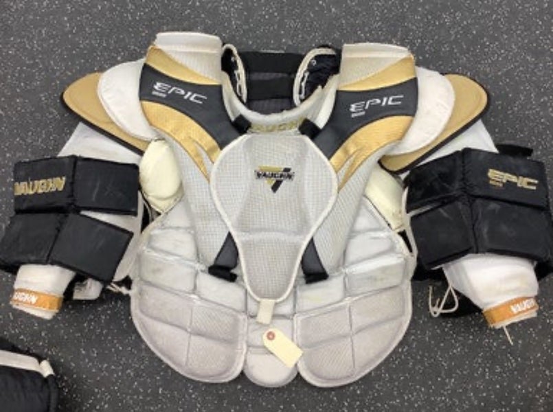 Medium  Vaughn Goalie Chest Protector (Used)