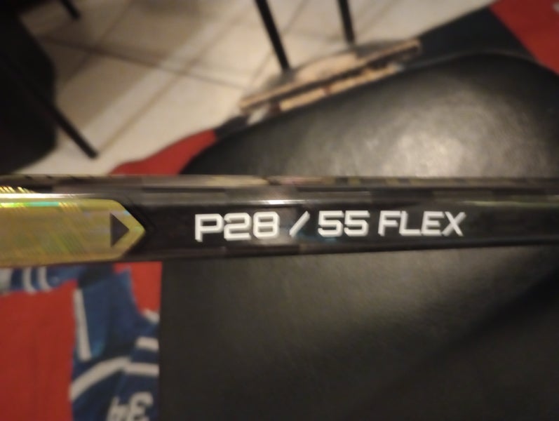 Intermediate Bauer Proto R Left Hand Hockey Stick P28 55 Flex (New)