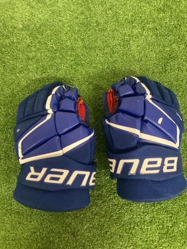 Blue Junior Bauer Vapor 3X Gloves 12" (Used)