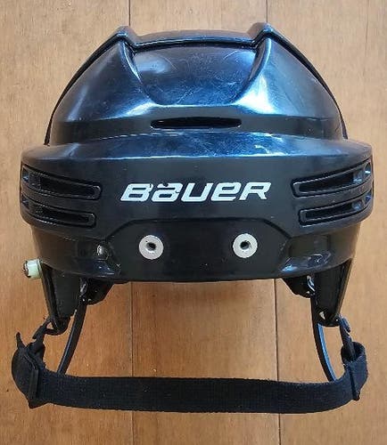 Large Bauer Helmet (Used)