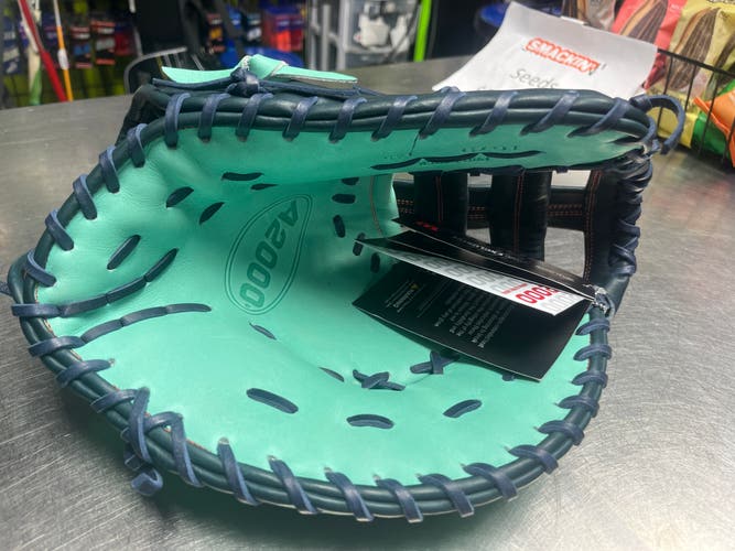 Wilson RH First Base A2000 Baseball Glove 12.5" (New)