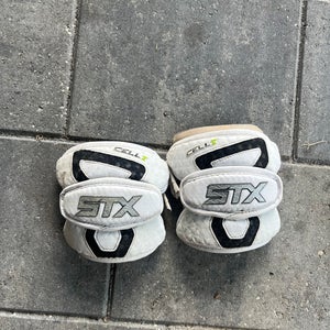 STX Cell V Arm Pads medium