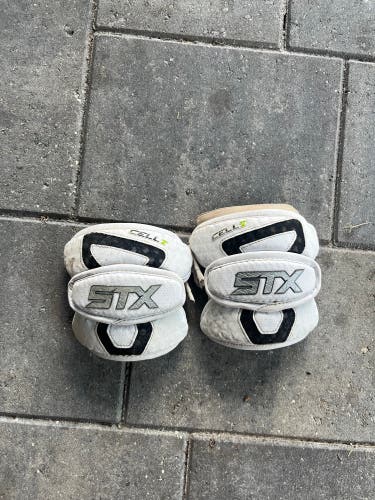 STX Cell V Arm Pads medium