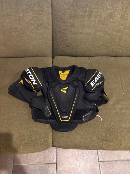 Junior Large Easton Stealth Shoulder Pads  (Used)