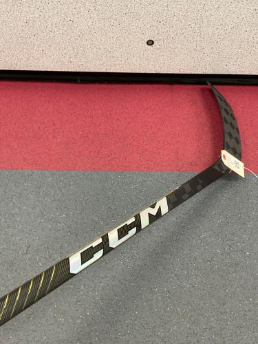 Intermediate CCM Super Tacks AS-V Pro Hockey Stick Right Handed P28 (New)