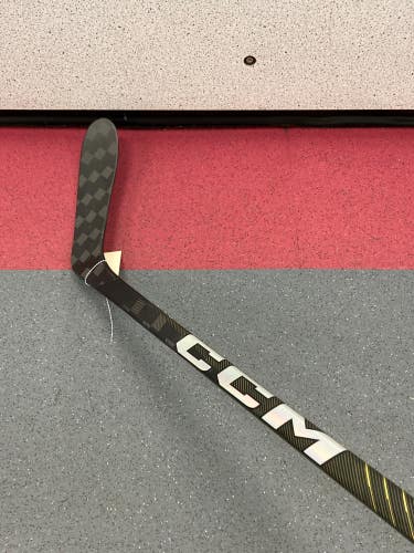 Intermediate CCM Super Tacks AS-V Pro Hockey Stick Right Handed P28 (New)