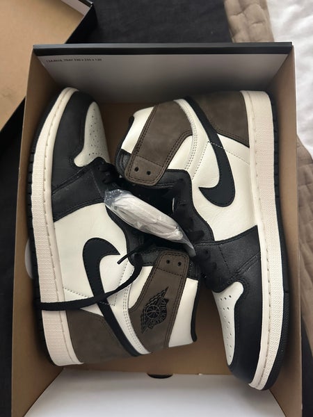 STEAL - MOCHA AJ1 SIZE M 10.0 VERY RARE FIND AND MAJOR STEAL