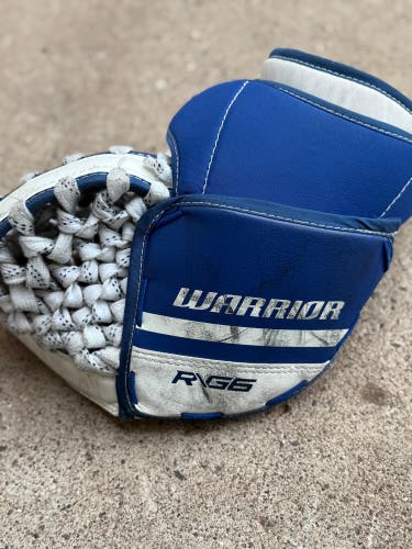 Goalie Blocker Glove And Pads