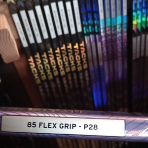 Senior CCM RibCor Trigger 8 Pro Right Handed Hockey Stick P28 85 Flex(New)