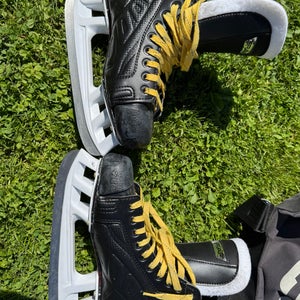 Graf Ultra G70 Hockey Skates Wide Width 8 (Used)