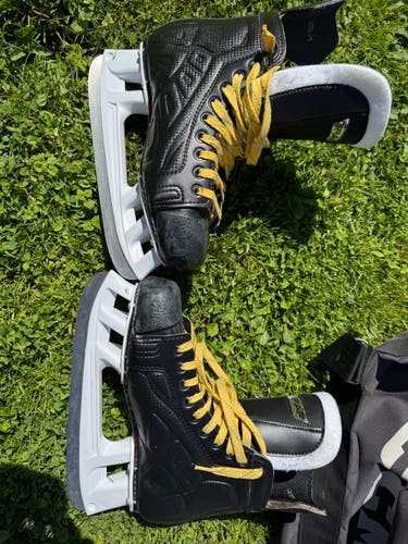 Graf Ultra G70 Hockey Skates Wide Width 8 (Used)