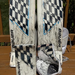35" + 1 2023 Bauer Supreme Mach Regular Goalie Full Set (Used)