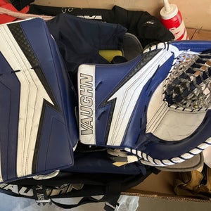 2024 Vaughn V9 Pro Carbon Regular Pro Stock (Used) blocker and catcher