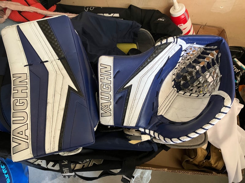 2024 Vaughn V9 Pro Carbon Regular Pro Stock (Used) blocker and catcher
