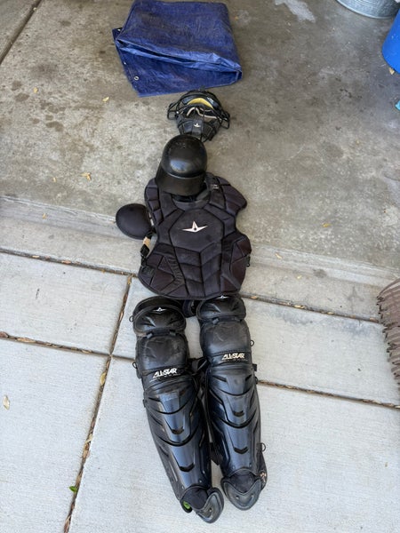 All Star System 7 Axis Catcher's Set (Used)