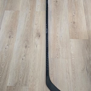 Warrior Covert QR6 Rev Hockey Stick Left Intermediate 55 Flex W28