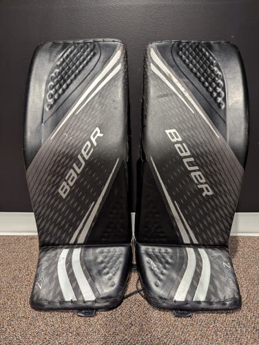 Medium Bauer Vapor 2X Pro Goalie Leg Pads