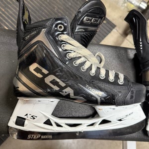2025 CCM Tacks XF Pro Hockey Skates Regular Width 7 (Used)