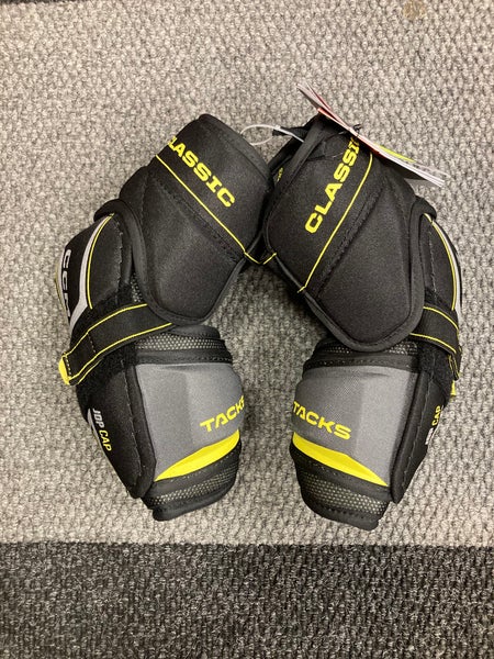 Senior Medium CCM Tacks Classic SE Elbow Pads (New)