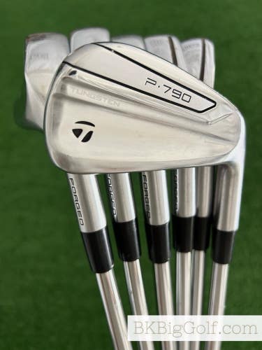 Taylormade P790 Forged Iron Set 5-P / Dynamic Gold 105 Stiff