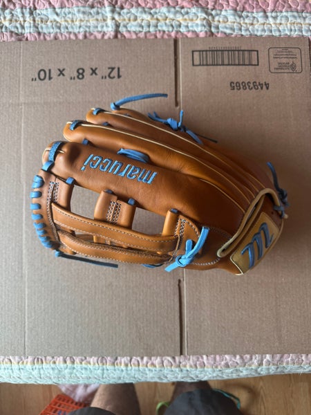 New Marucci Softball Glove (LH)