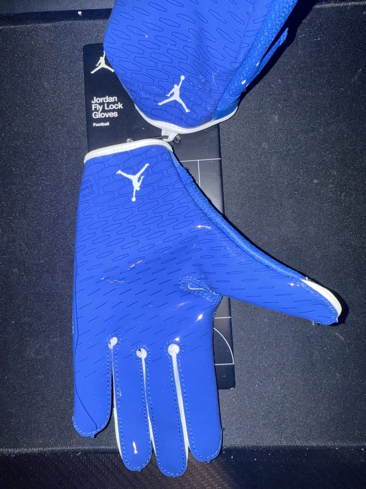 Blue Adult Small Nike Jordan Fly Lock Gloves (New Blue Adult Small Nike Jordan Fly Lock Gloves (New