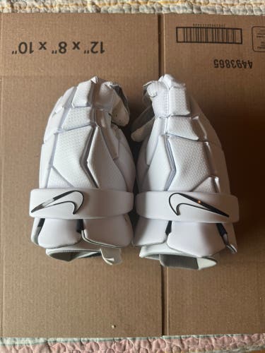 New Nike Vapor Lacross Gloves