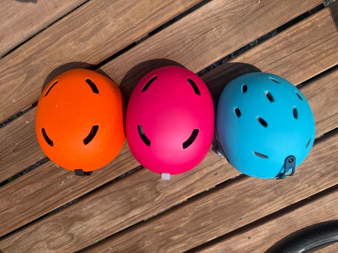 Kids ski helmets