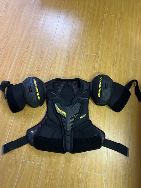 Sherwood Rekker Legend 2 Shoulder Pads