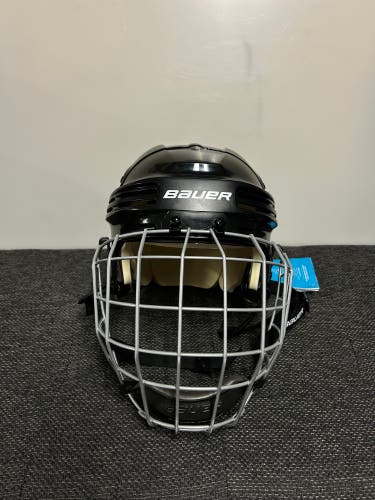 Large Bauer 4500 Helmet (New)