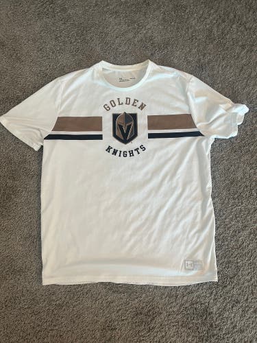 White Large Men's Under Armour Shirt (Used)