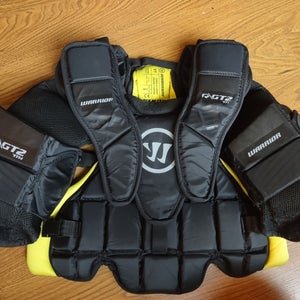 Warrior Ritual GT2 Goalie Chest Protector Youth L/XL