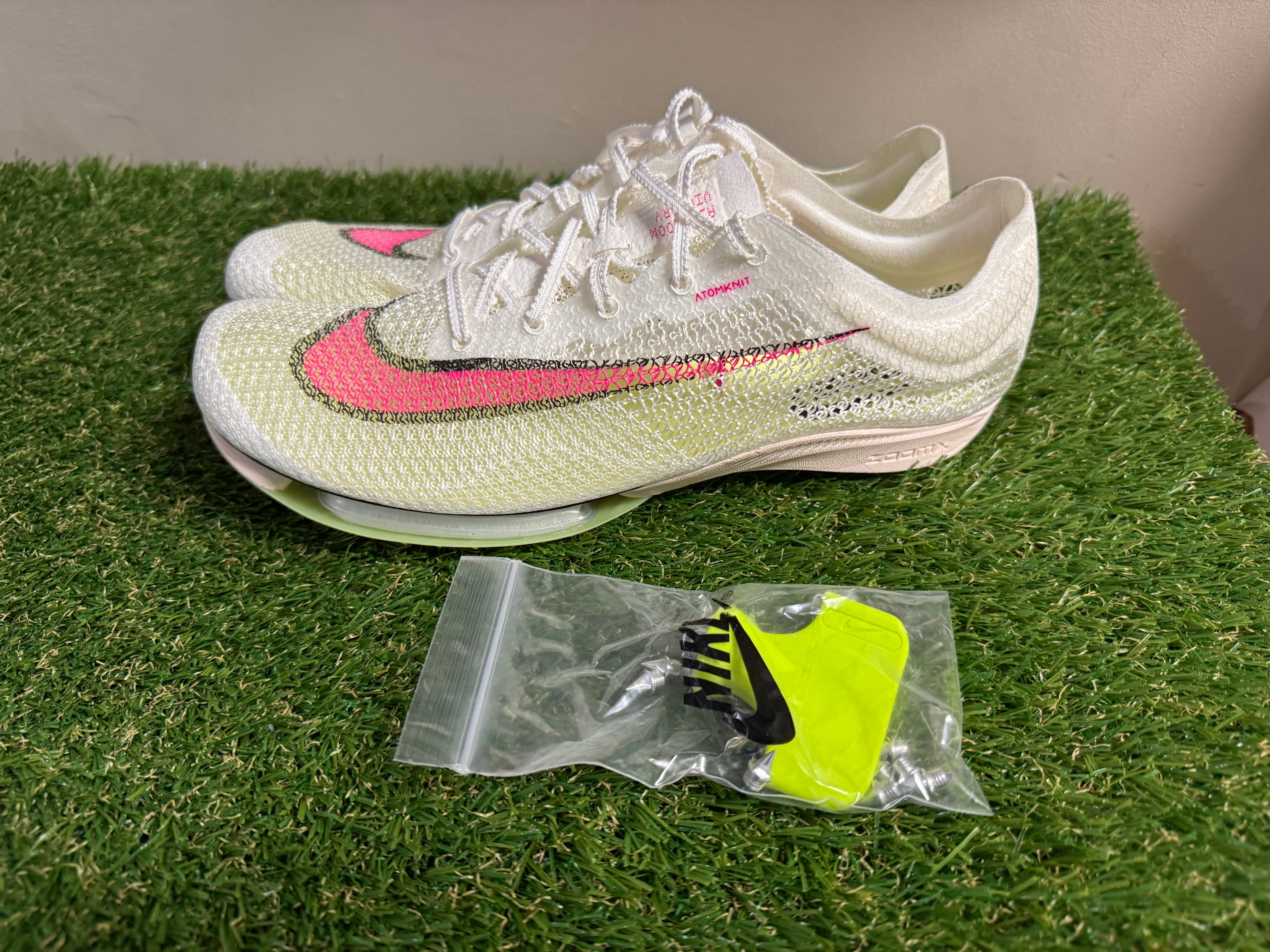 Nike Triple Jump Elite 3 Spikes Citron Pulse HV6425-800 