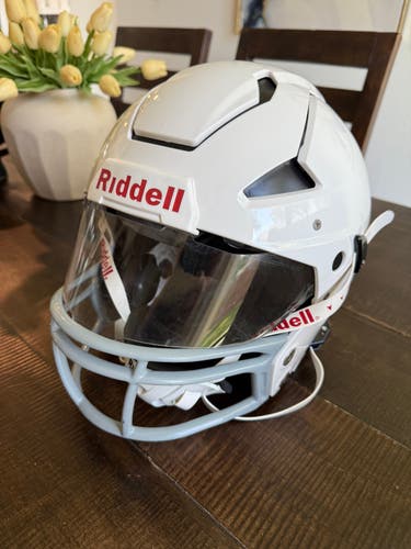 Medium Adult Riddell Axiom Helmet titanium visor (Used)