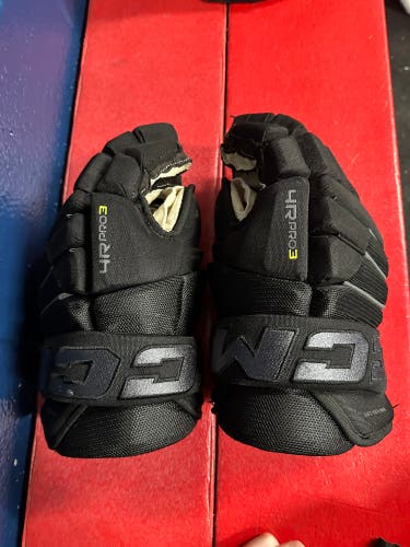 CCM Tacks 4R Pro3 Gloves - SENIOR 15” Pro Blackout Edition