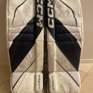 28"+1 CCM Eflex 6.5 Goalie Leg Pads (Used)