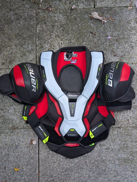 Like New Intermediate Large Bauer Vapor Shift Pro Shoulder Pads