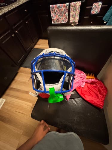 Small Youth Schutt F7 LX1 Helmet (New)