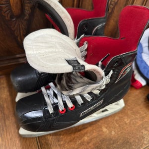 Bauer Vapor X500 Hockey Skates Extra Wide Width 8 (Used)
